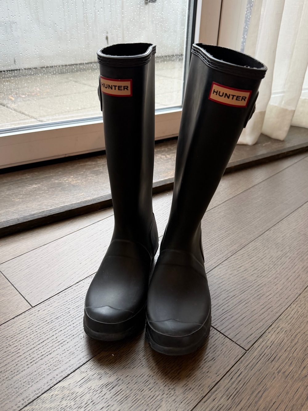 Hunter Big Kid Rain Boots US Size 4B / 5G Black